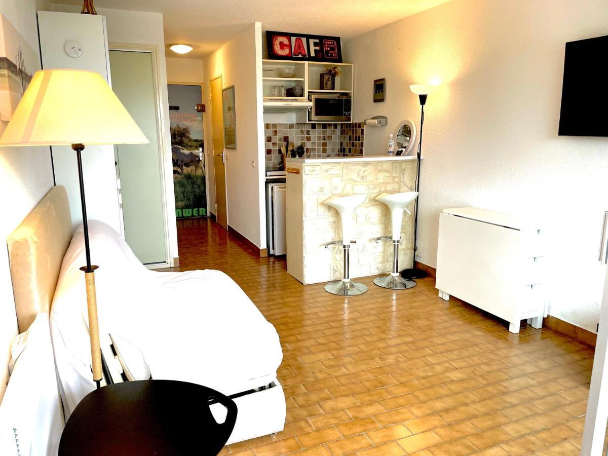 Chez Jorge Et Mae - Studio 4 Pers. La Fregate - Grau Du Roi- France เลอ โกร-ดู-รัว ภายนอก รูปภาพ